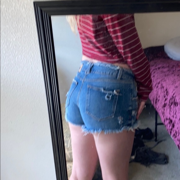 Denim distressed shorts - Picture 2 of 2